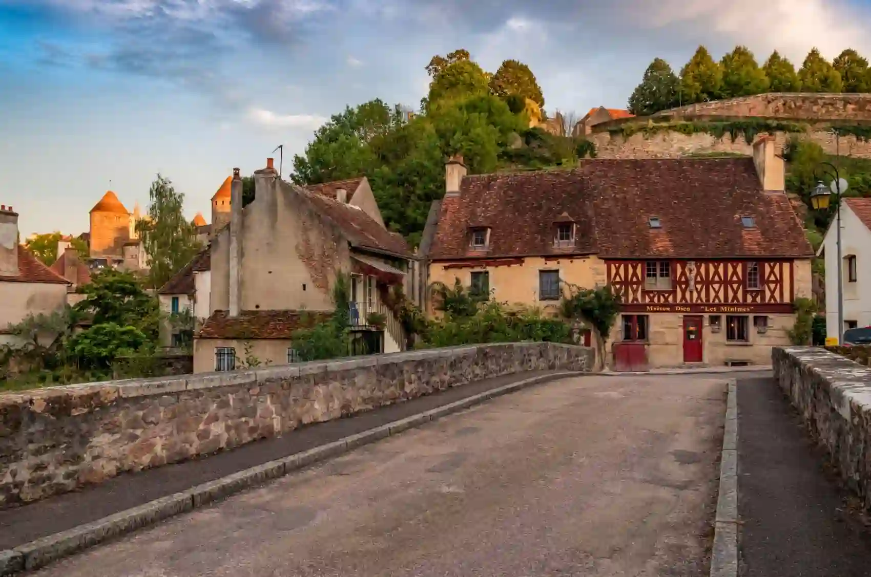 Un village médiéval authentique