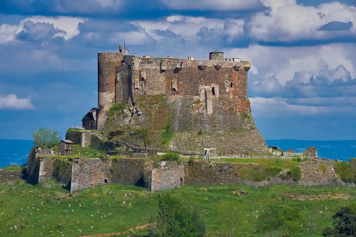 Château de Murol (Puy-de-Dôme, Auvergne-Rhône-Alpes)